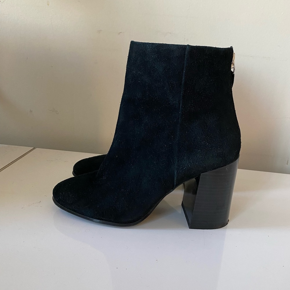 Aldo Suede Block Heel Ankle Boots - size 7
